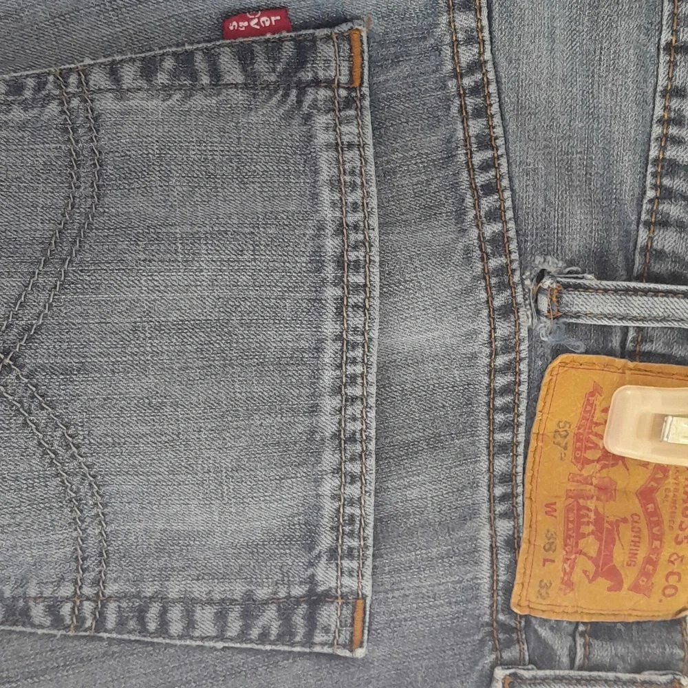 Levi's 527's 38x32 - Picture 5 of 5
